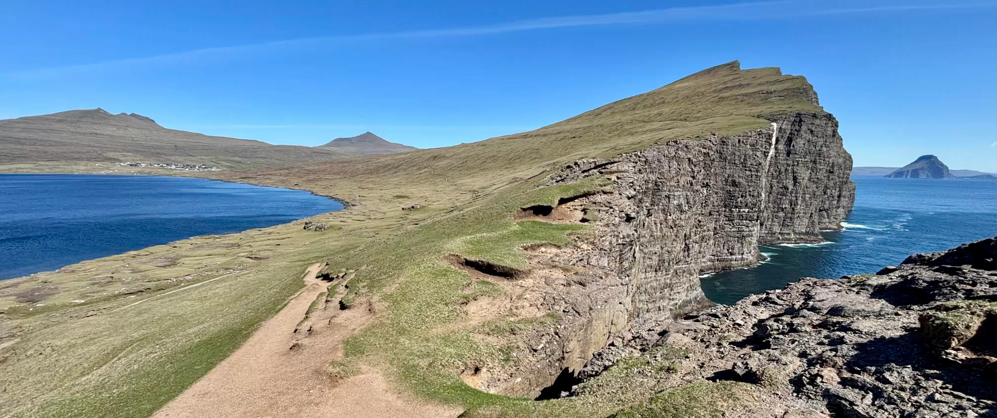 Jezero Leitisvatn